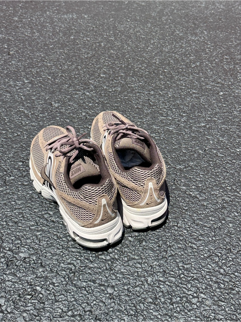 Nike Air Max Moto 2k - Ironstone/College Grey/Velvet Brown - Picture 5 of 13